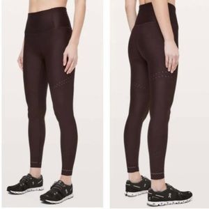 NWT In Focus Run Tight Lululemon Athletica leggings. Size 2. Color PSHW